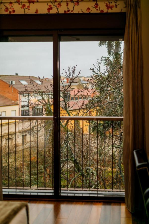 Single Room,1618280718:JPEG